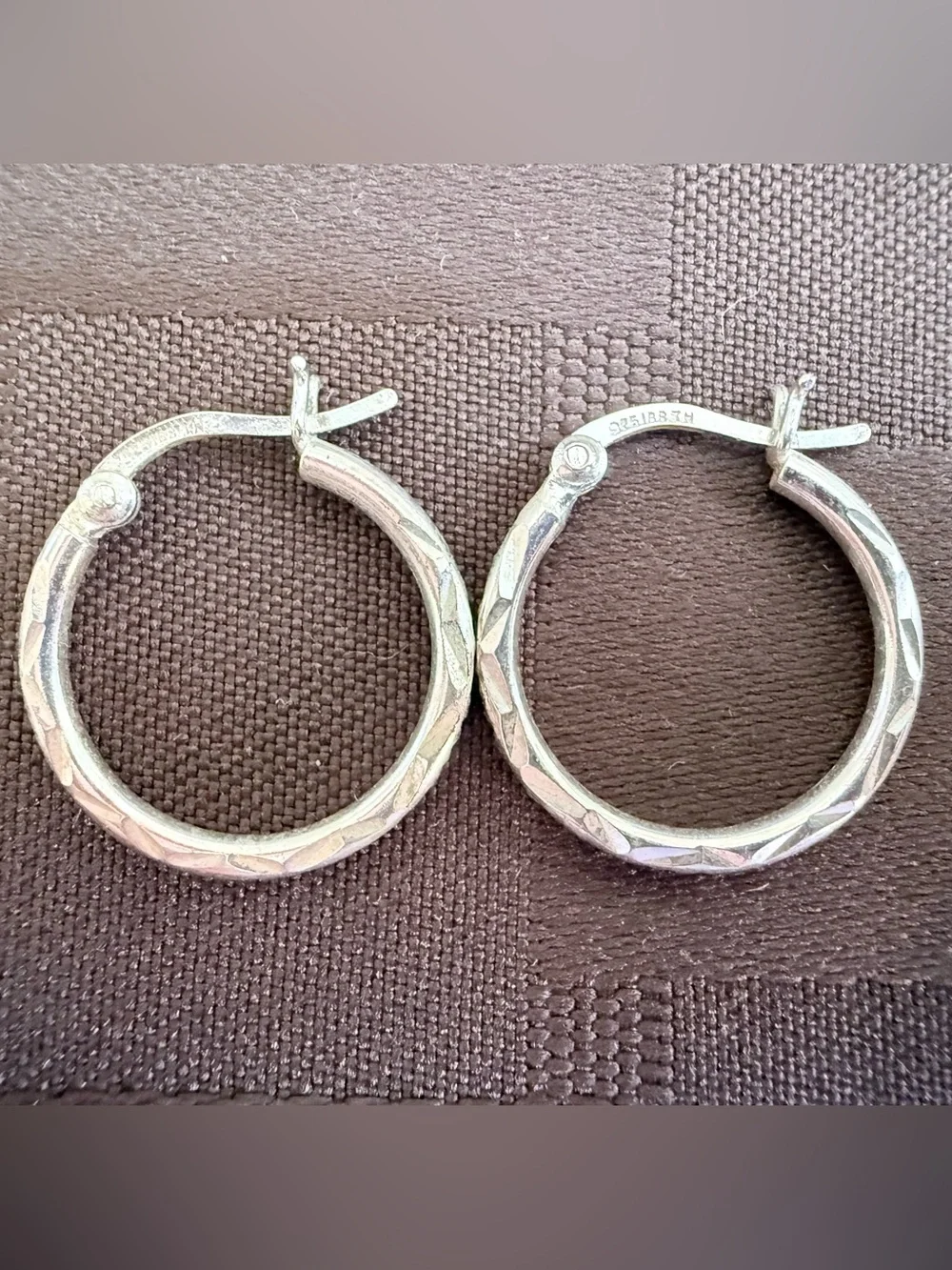 Vintage IBB Tunisia 925 Sterling Silver Diamond-Cut Hoop Earrings (3/4